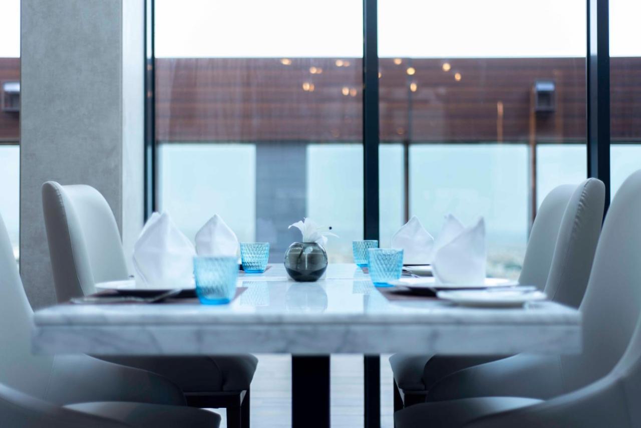 Waw Hotel Suites King Abdullah Road Riadh Exterior foto