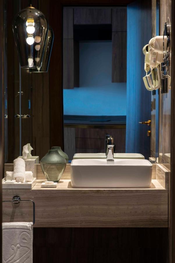 Waw Hotel Suites King Abdullah Road Riadh Exterior foto